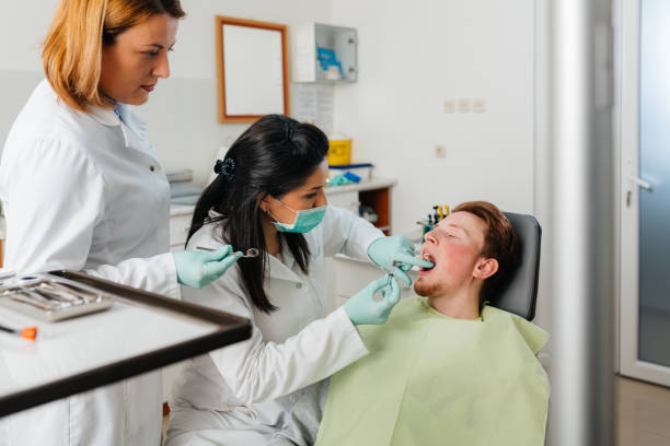 Best Pediatric Emergency Dentist in Village Green Green Ridge, PA